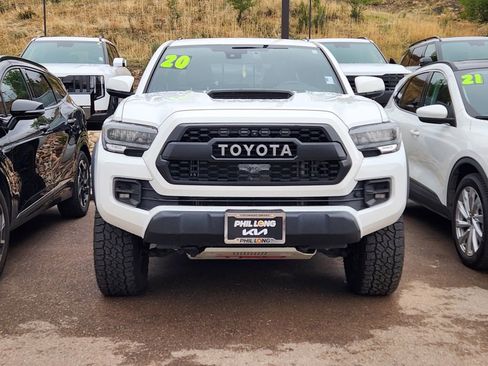Used 2020 Toyota Tacoma 4x4 Double Cab image 10