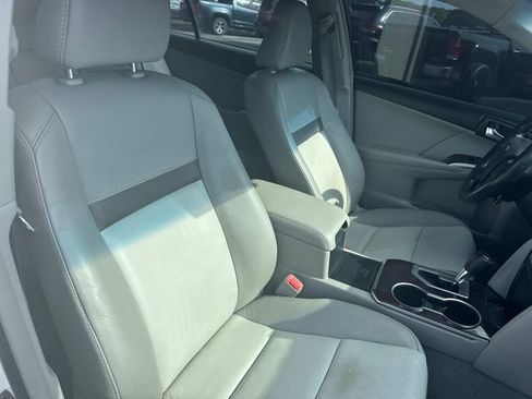 Used 2012 Toyota Camry XLE FWD image 23