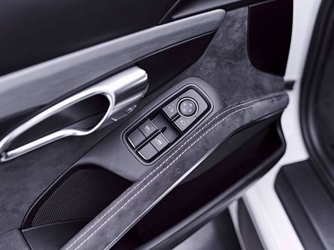 Used 2018 Porsche 911 GT3 RWD image 52