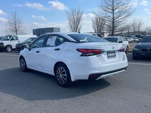 Used 2020 Nissan Versa S image 5