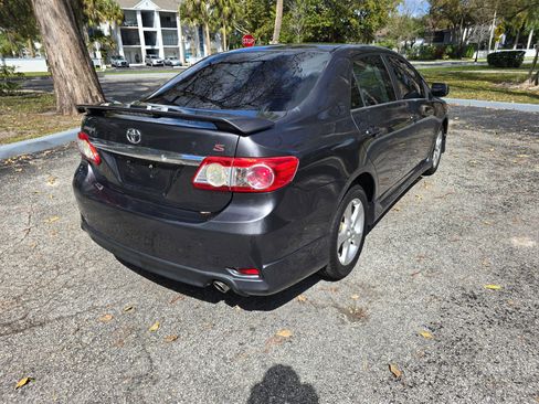 Used 2012 Toyota Corolla S image 5