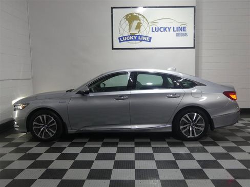 Used 2020 Honda Accord Touring image 7