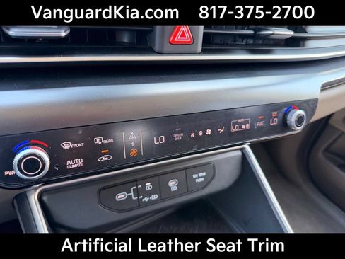 Certified 2026 Kia Carnival LXS FWD image 23