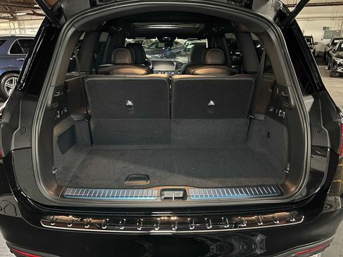 New 2026 Mercedes-Benz GLS 580 4MATIC image 16