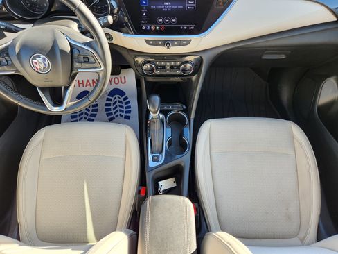 Used 2020 Buick Encore GX Select image 17