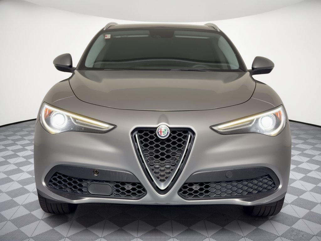 Used 2018 Alfa Romeo Stelvio Ti AWD/4WD image 6