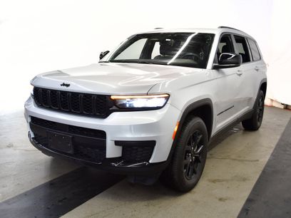 Used 2024 Jeep Grand Cherokee L Laredo