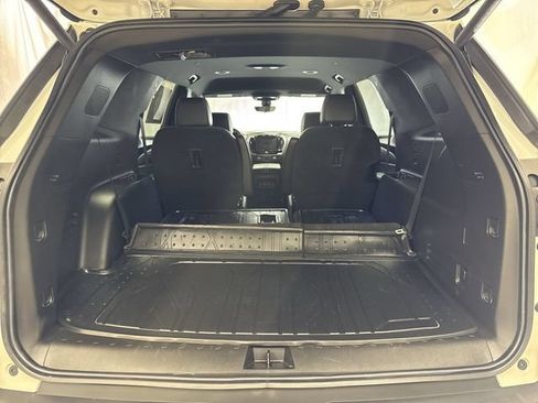 Certified 2023 Chevrolet Traverse RS w/ LPO, Floor Liner Package AWD/4WD image 30