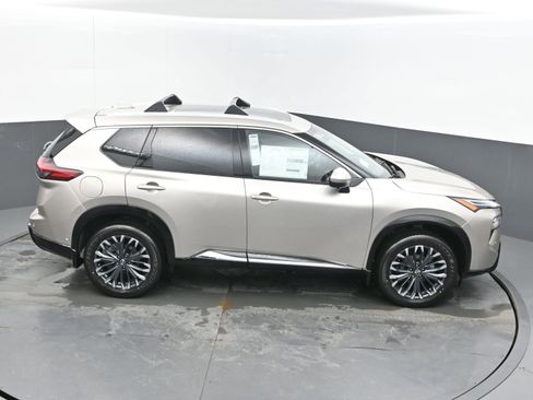 New 2026 Nissan Rogue Platinum image 37