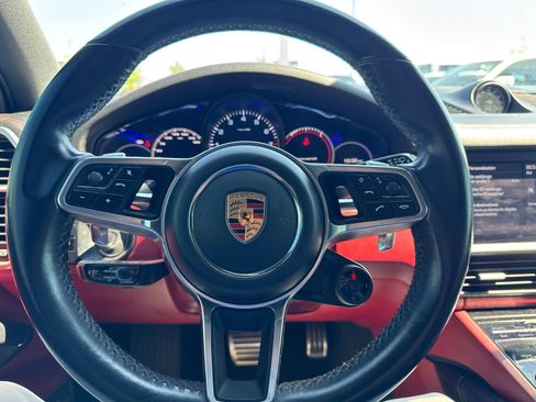 Used 2020 Porsche Cayenne S AWD/4WD image 15