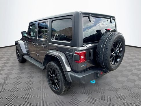 Used 2023 Jeep Wrangler Unlimited Sahara w/ Cold Weather Group AWD/4WD image 8