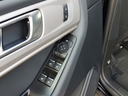 New 2026 Ford Explorer Active AWD/4WD image 14
