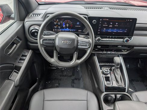 Used 2024 Chevrolet Colorado Trail Boss w/ Advanced Trailering Package AWD/4WD image 16
