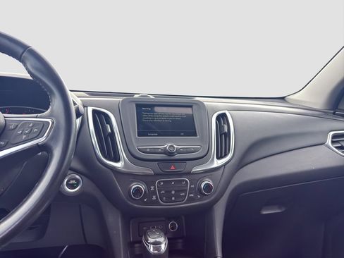 Used 2019 Chevrolet Equinox LT FWD image 11