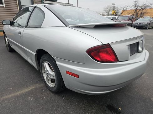 Used 2004 Pontiac Sunfire Coupe w/ 1SB Preferred Equipment Group image 7