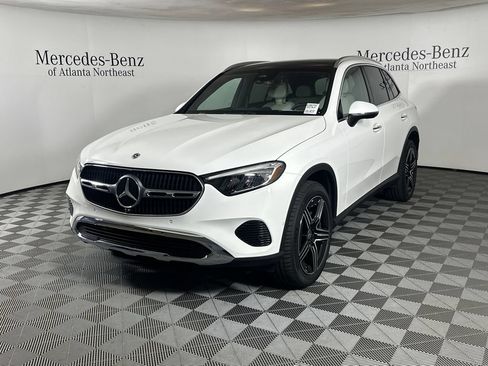 Certified 2026 Mercedes-Benz GLC 300 image 3