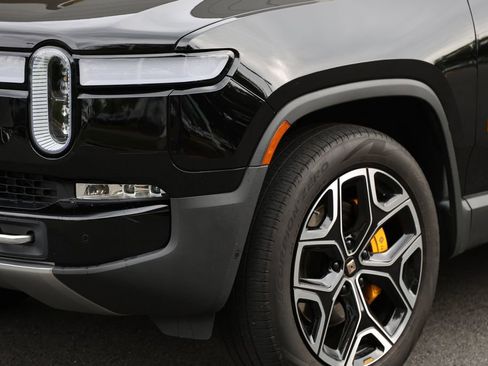 Used 2022 Rivian R1S Launch Edition AWD/4WD image 8
