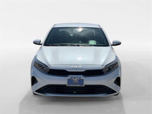 Used 2024 Kia Forte LXS w/ LXS Technology Package image 8