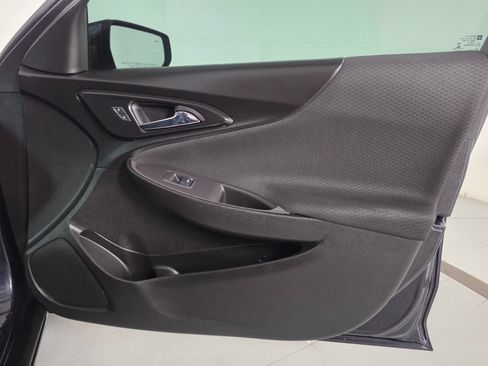 Used 2022 Chevrolet Malibu LT FWD image 19
