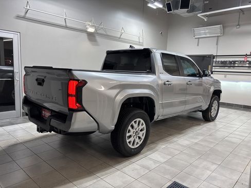 New 2026 Toyota Tacoma SR5 image 4