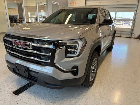 New 2027 GMC Terrain Elevation w/ Technology Package II AWD/4WD image 10