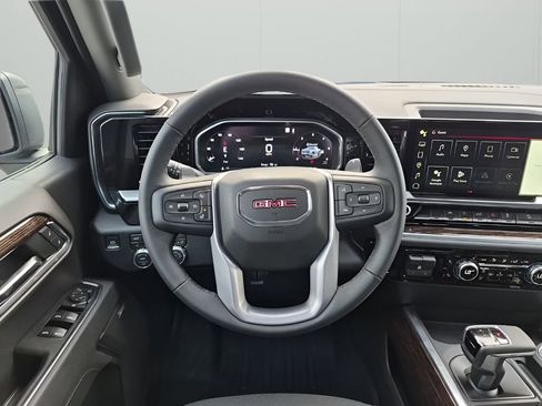 New 2026 GMC Sierra 1500 Elevation image 24