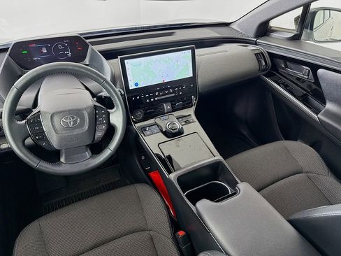 Used 2025 Toyota bZ4X XLE w/ Weather Package image 24