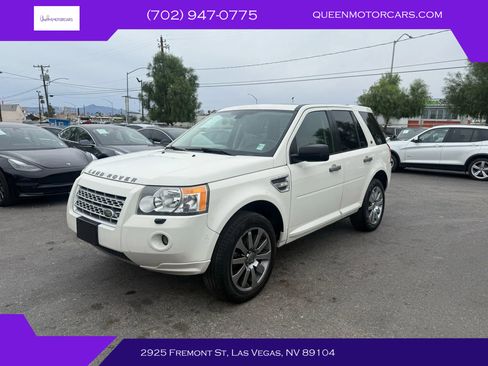 Used 2009 Land Rover LR2 HSE image 1