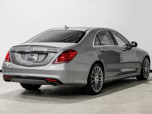Used 2015 Mercedes-Benz S 550 Sedan w/ Sport Package w/ Sport Package image 6