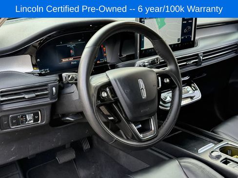 Certified 2023 Lincoln Corsair AWD w/ Rear Removable Package Tray image 27