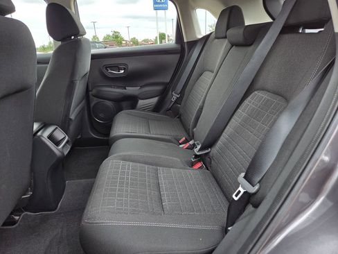 Used 2025 Honda HR-V LX image 19