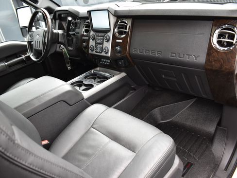 Used 2016 Ford F350 Platinum image 38