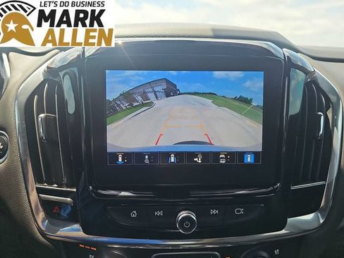 Used 2024 Chevrolet Traverse High Country FWD image 14