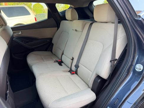Used 2018 Hyundai Santa Fe Sport w/ 2.4L Value Package 02 FWD image 18