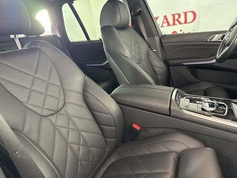 Used 2024 BMW X5 sDrive40i w/ Executive Package image 16