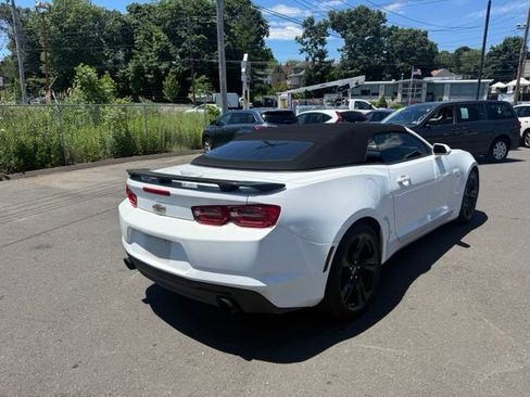 Used 2020 Chevrolet Camaro LT RWD image 11