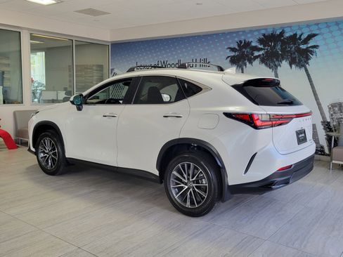 Used 2025 Lexus NX 350h 350h Premium w/ Accessory Package (2T) image 3