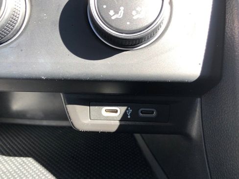 Used 2024 Volkswagen Jetta S image 29