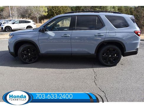 New 2026 Honda Pilot Black Edition image 4