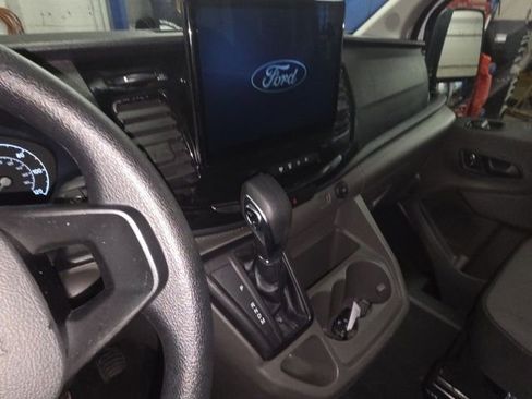 Used 2024 Ford Transit 350 XLT image 8