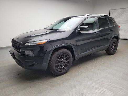Used 2014 Jeep Cherokee Latitude w/ Comfort/Convenience Group image 2