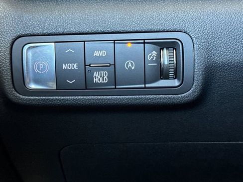 New 2026 GMC Terrain Elevation w/ Elevation Premium Package AWD/4WD image 31