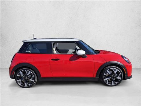 Certified 2025 MINI Cooper S FWD image 4