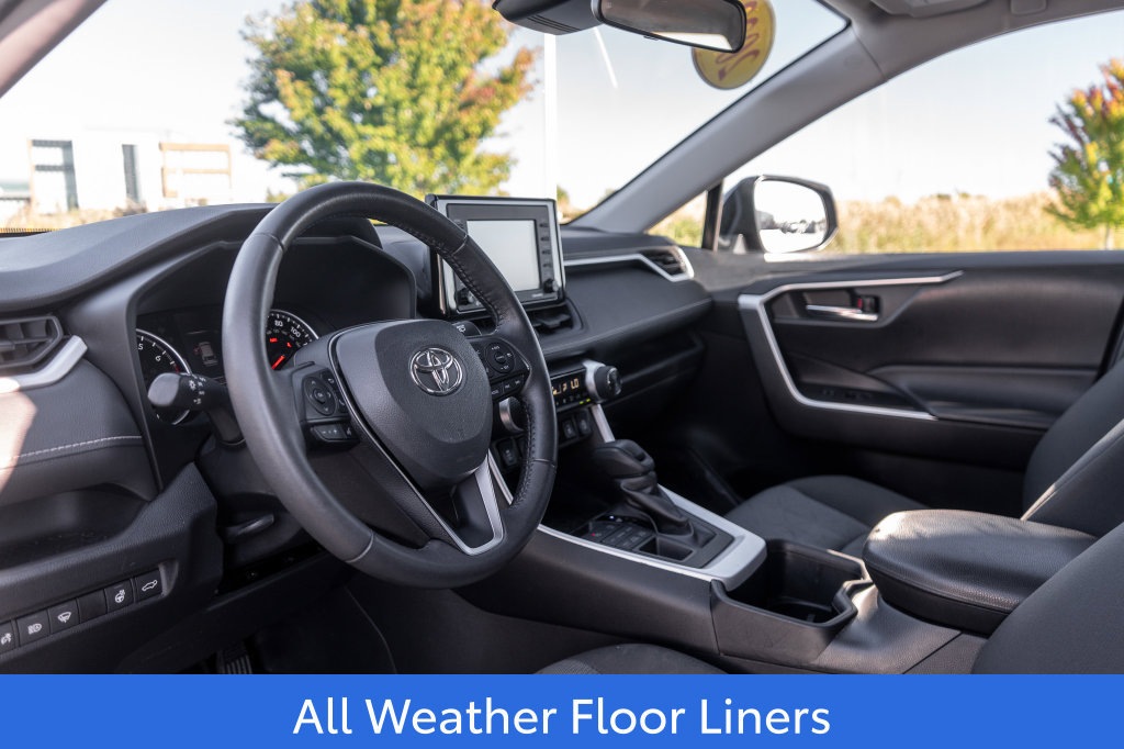 Used 2022 Toyota RAV4 XLE w/ Convenience Package AWD/4WD image 19