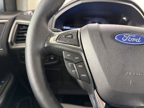 Used 2024 Ford Edge SEL w/ Convenience Package image 23