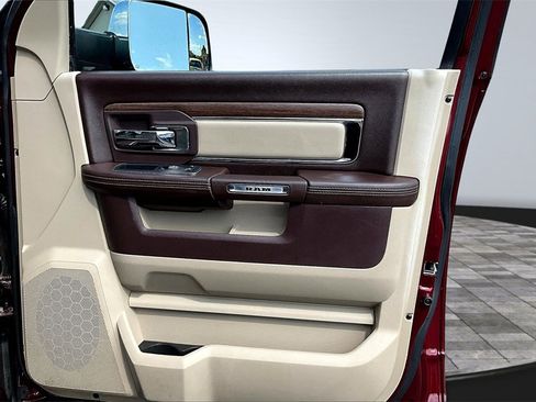 Used 2016 RAM 3500 Laramie image 25