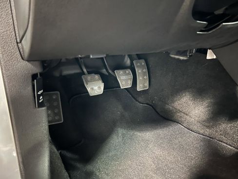 Used 2006 Ford Mustang GT image 28