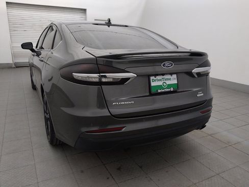 Used 2019 Ford Fusion SE w/ Equipment Group 151A FWD image 5