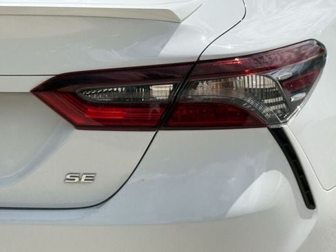 Used 2024 Toyota Camry SE FWD image 6