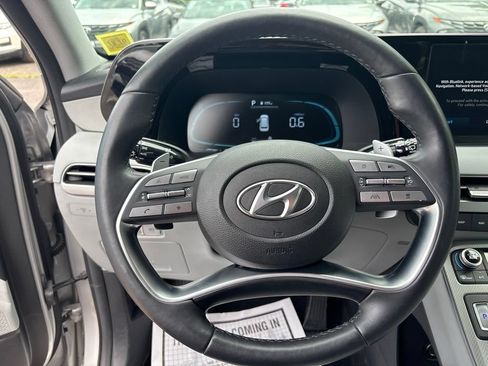 Certified 2025 Hyundai Palisade SEL AWD/4WD image 23